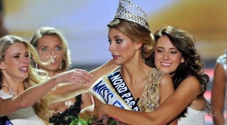 Camille Cerf à l'annonce de Miss France 2015